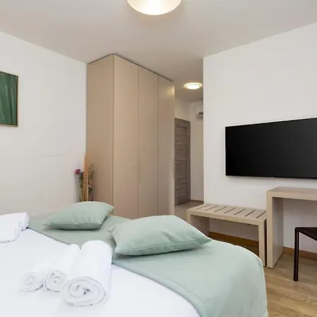 Villa Family Filton With Wellness In Vizinada Vranje Selo