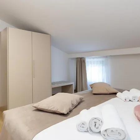 Family Filton With Wellness In Vizinada *