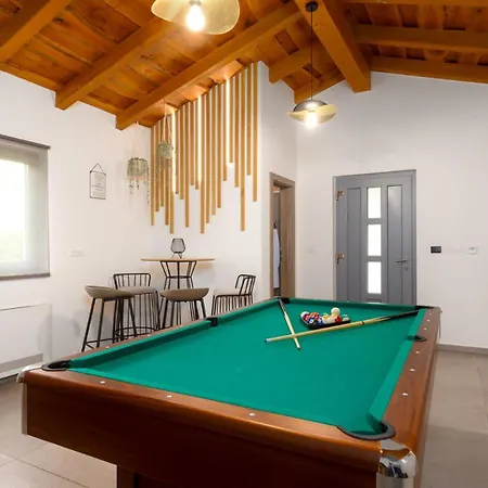 Family Filton With Wellness In Vizinada فيلة Markovac